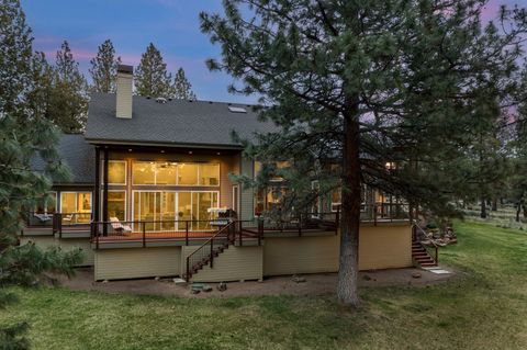 Tiny photo for 69205 Hawksflight Drive, Sisters, OR 97759 (MLS # 220216913)