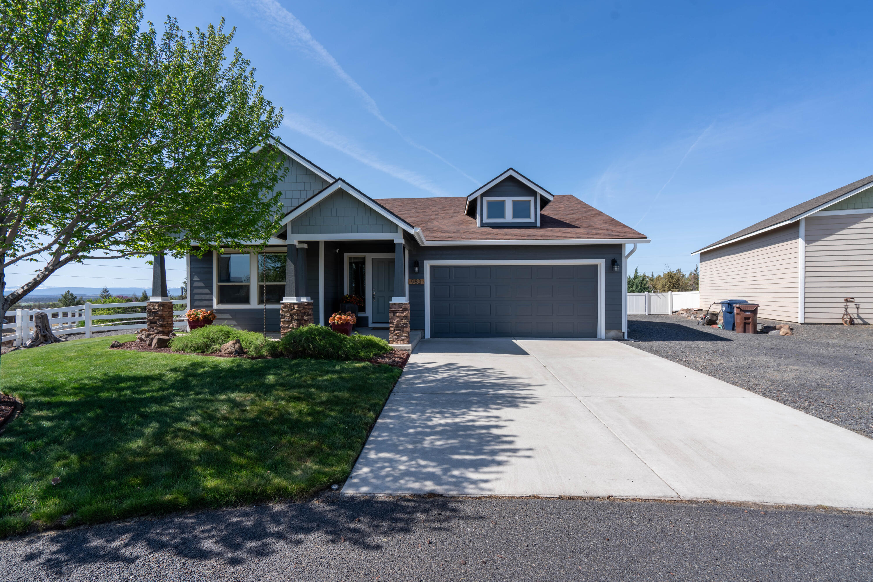 983 Foss Drive