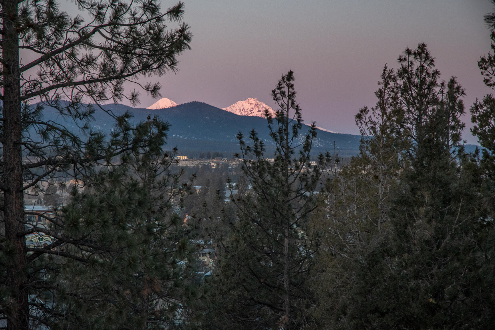 Skyliner Summit - Land