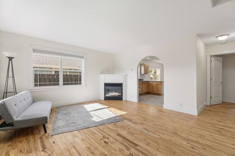 Tiny photo for 187 SW Ivy Court, Prineville, OR 97754 (MLS # 220220120)