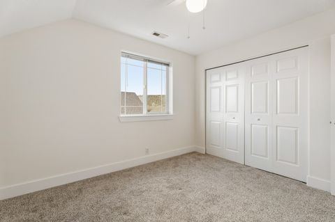 Tiny photo for 187 SW Ivy Court, Prineville, OR 97754 (MLS # 220220120)