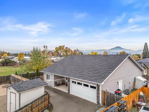Tiny photo for 3228 Ramie Lane, White City, OR 97503 (MLS # 220211899)