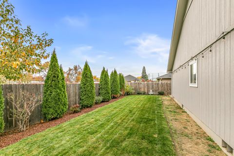 Tiny photo for 3228 Ramie Lane, White City, OR 97503 (MLS # 220211899)
