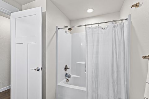 Tiny photo for 3228 Ramie Lane, White City, OR 97503 (MLS # 220211899)