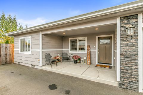 Tiny photo for 3228 Ramie Lane, White City, OR 97503 (MLS # 220211899)