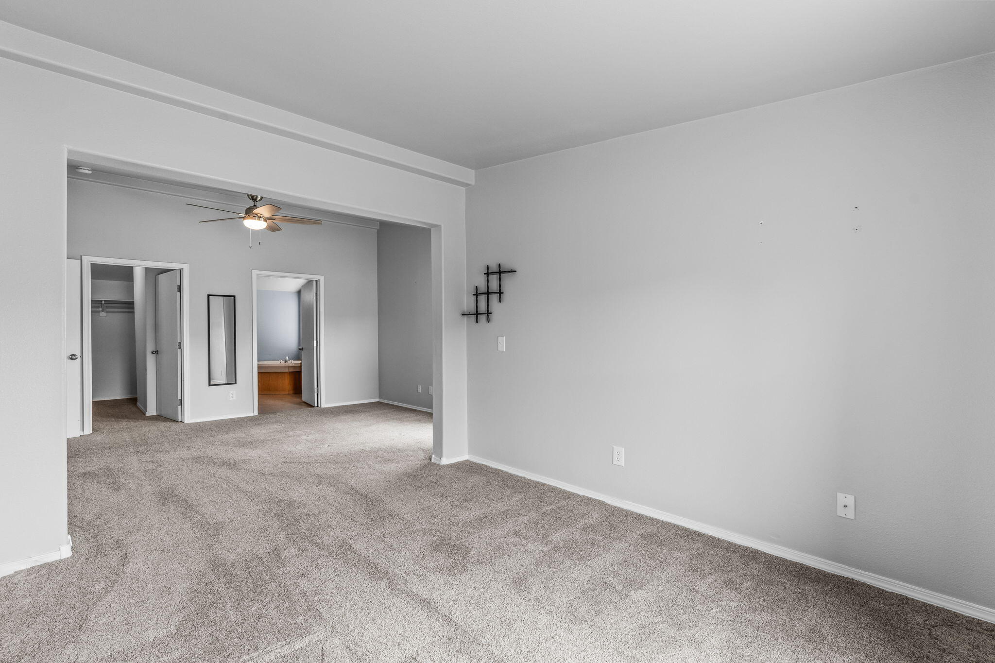 Ni Lah Sha Village - Residential