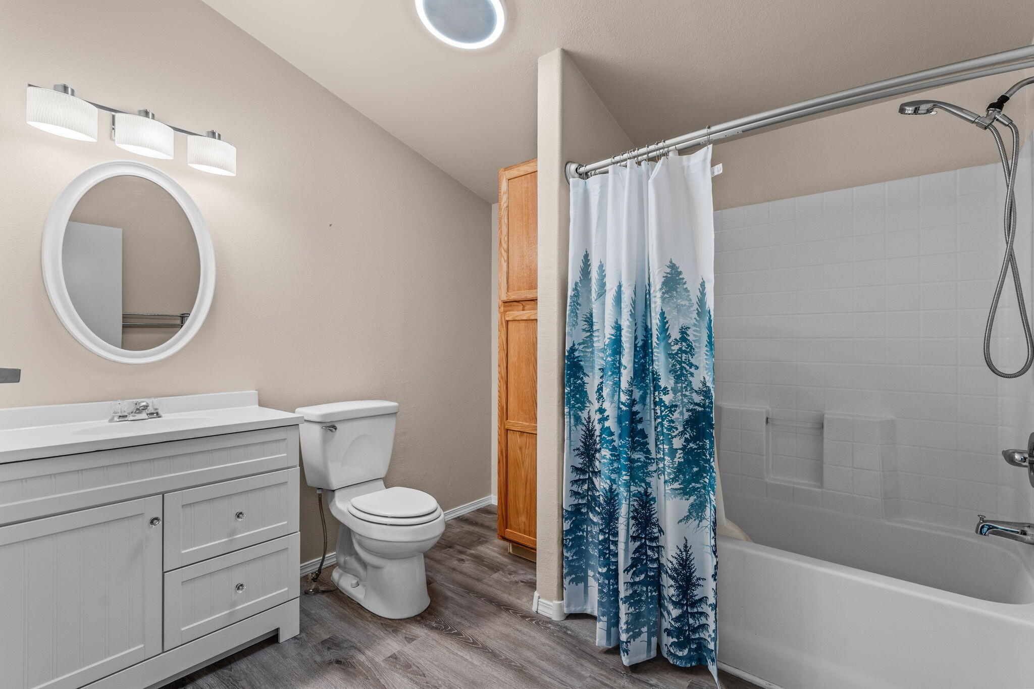 Ni Lah Sha Village - Residential