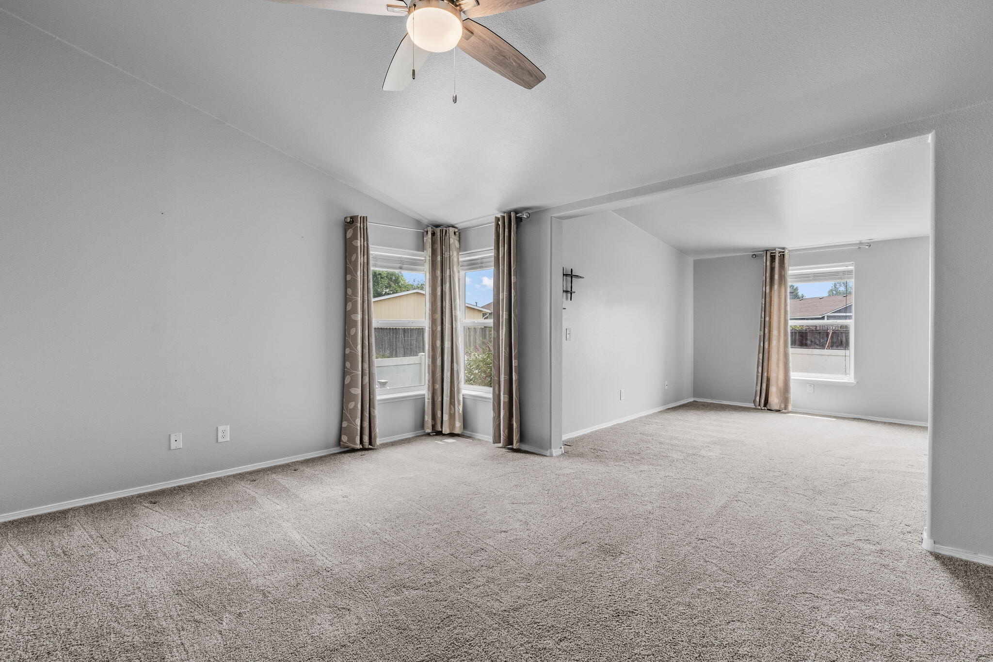 Ni Lah Sha Village - Residential