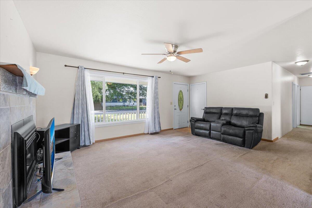 Lower River Glen Subdivision - Residential