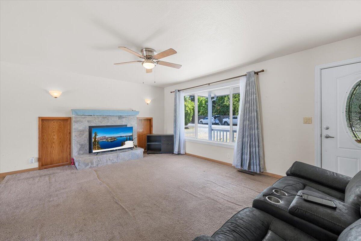 Lower River Glen Subdivision - Residential