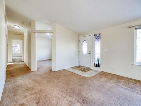 Tiny photo for 3218 Summers Lane, Klamath Falls, OR 97603 (MLS # 220213903)