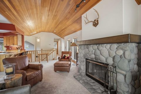 Tiny photo for 17682 Bittern Lane #31, Sunriver, OR 97707 (MLS # 220217791)