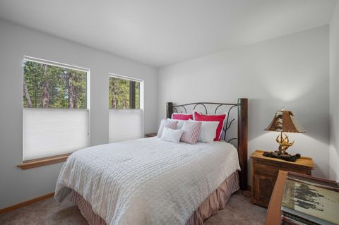 Tiny photo for 17682 Bittern Lane #31, Sunriver, OR 97707 (MLS # 220217791)