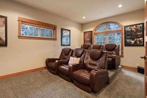 Tiny photo for 3437 NW Braid Drive, Bend, OR 97703 (MLS # 220214009)