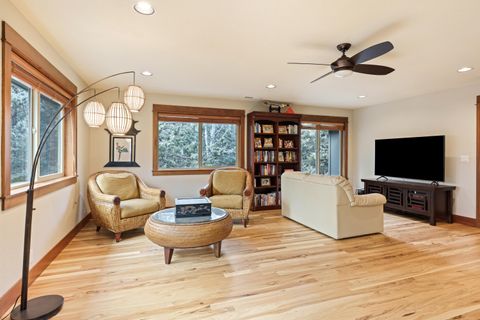 Tiny photo for 3437 NW Braid Drive, Bend, OR 97703 (MLS # 220214009)