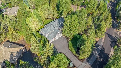 Tiny photo for 3437 NW Braid Drive, Bend, OR 97703 (MLS # 220214009)