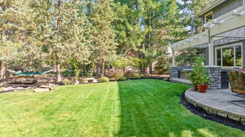 Tiny photo for 3437 NW Braid Drive, Bend, OR 97703 (MLS # 220214009)