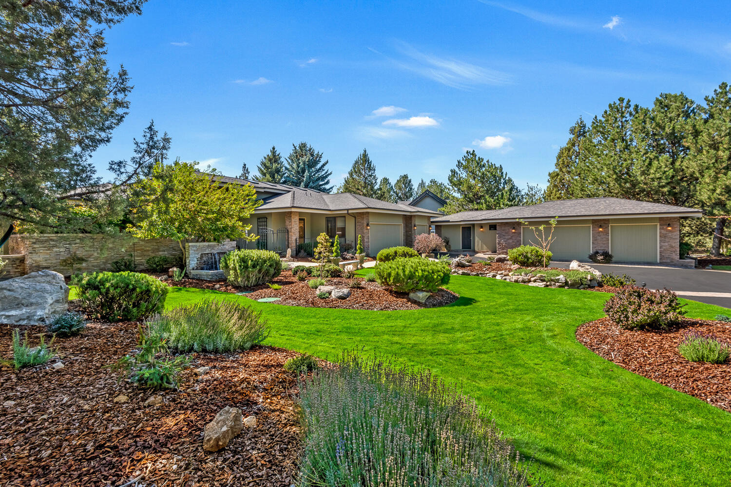 Eagle Crest - Residential