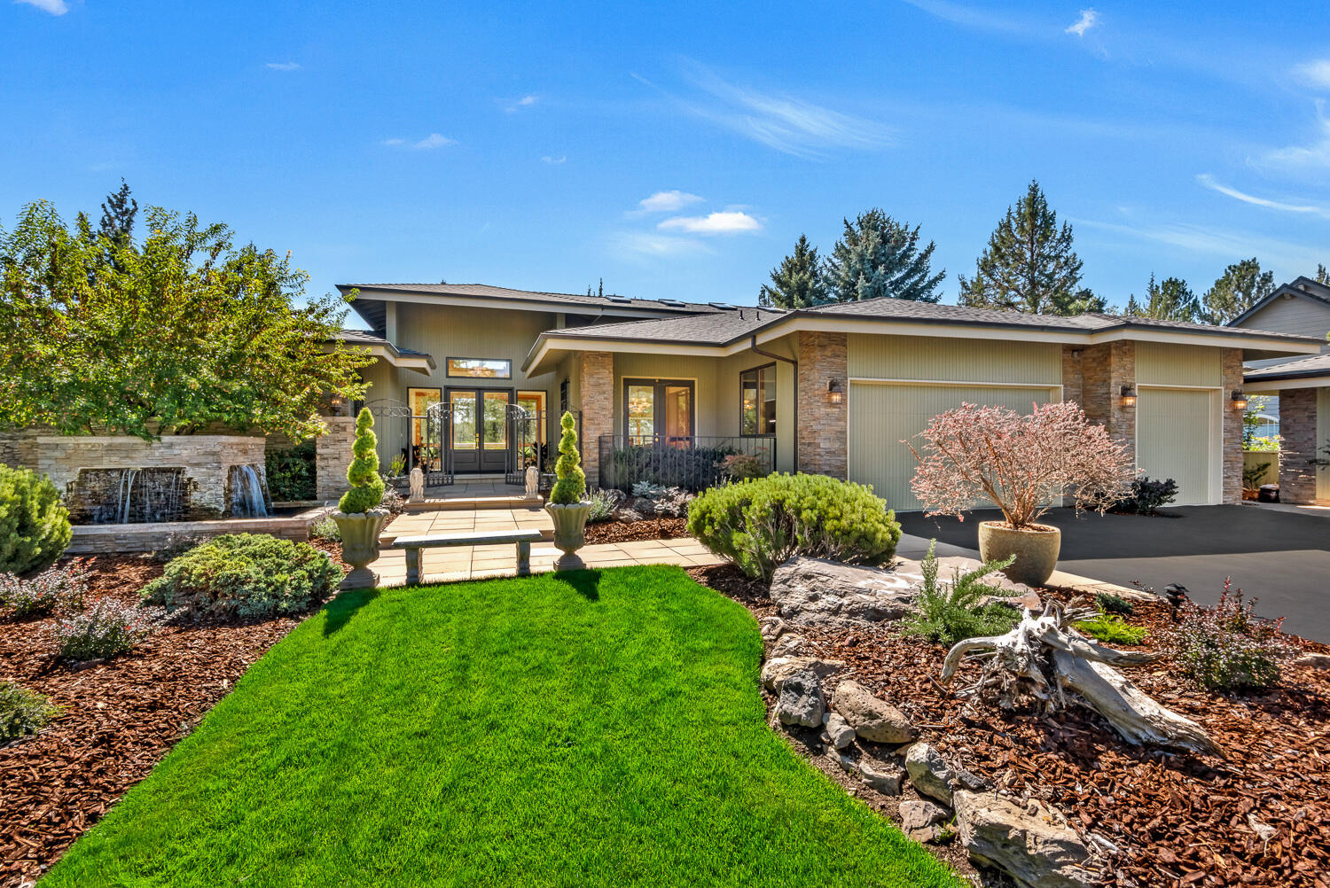 Eagle Crest - Residential