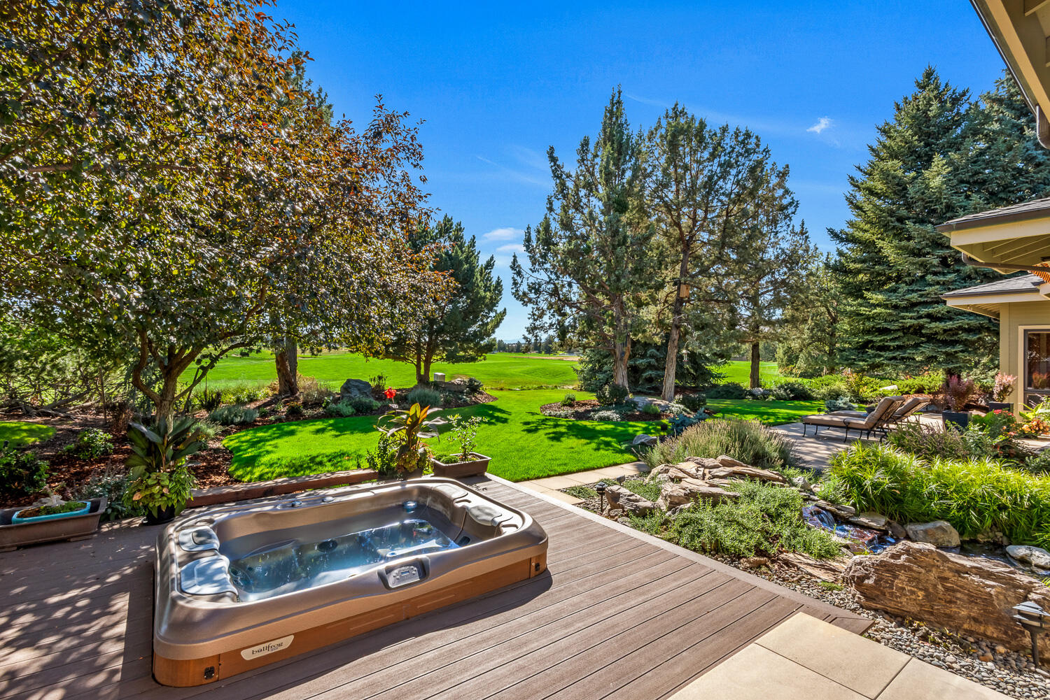 Eagle Crest - Residential