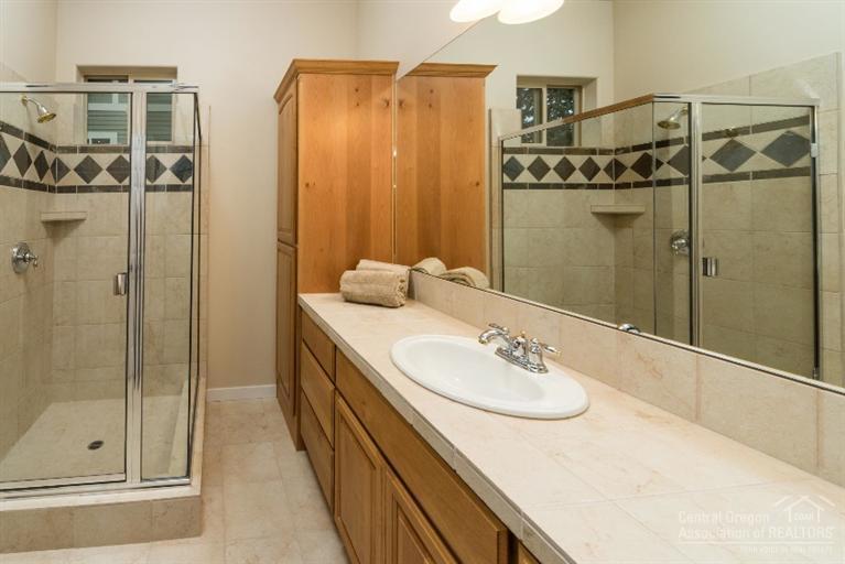 Broken Top - Residential