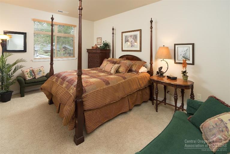 Broken Top - Residential