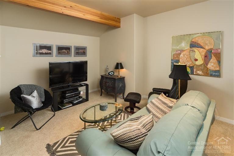 Broken Top - Residential