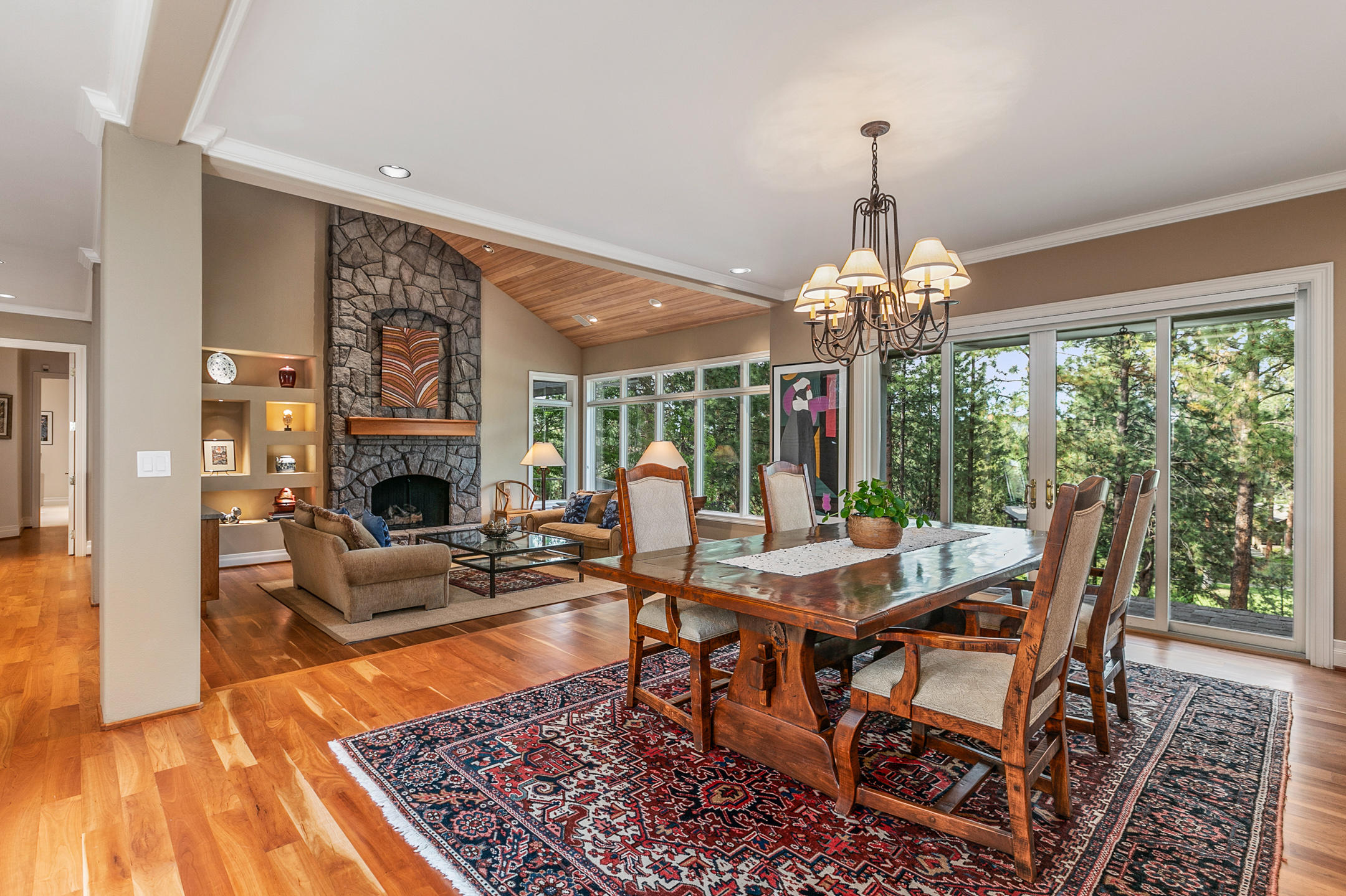 Broken Top - Residential