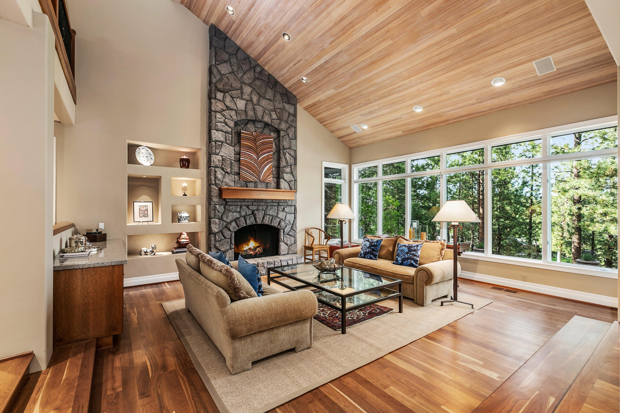 Broken Top - Residential