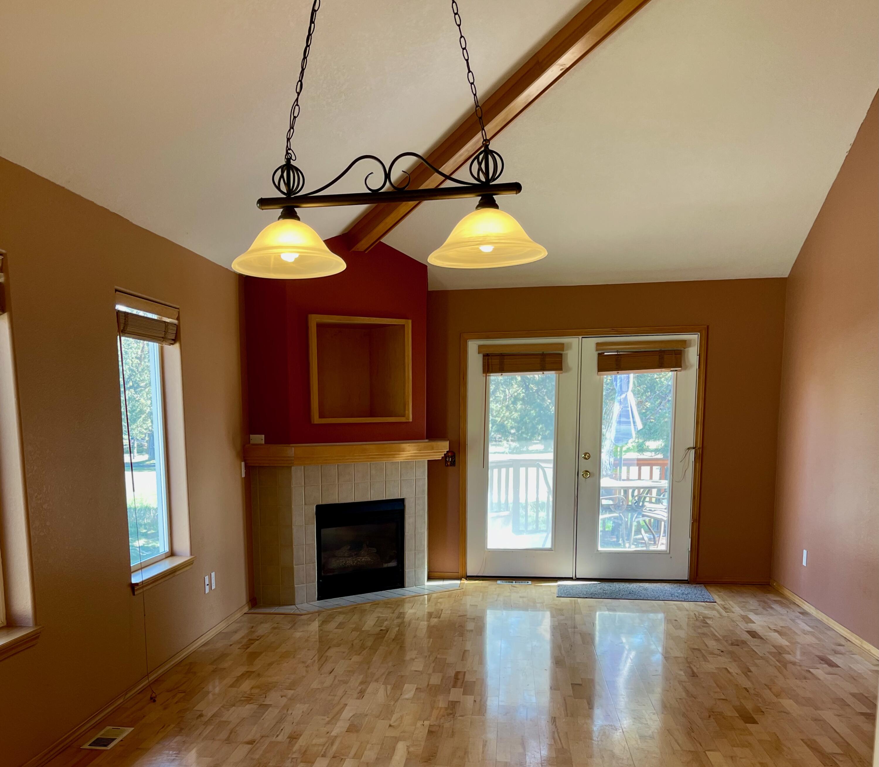 Eagle Crest - Residential