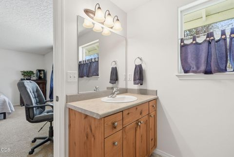 Tiny photo for 19184 Baker Road, Bend, OR 97702 (MLS # 220224153)