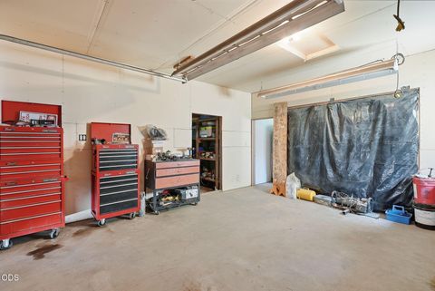 Tiny photo for 19184 Baker Road, Bend, OR 97702 (MLS # 220224153)