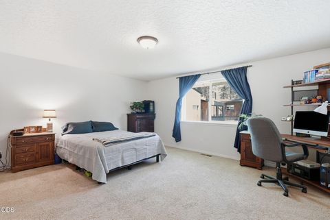Tiny photo for 19184 Baker Road, Bend, OR 97702 (MLS # 220224153)