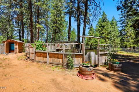 Tiny photo for 19184 Baker Road, Bend, OR 97702 (MLS # 220224153)
