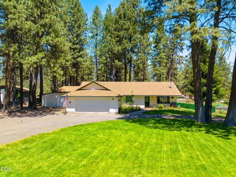 Tiny photo for 19184 Baker Road, Bend, OR 97702 (MLS # 220224153)