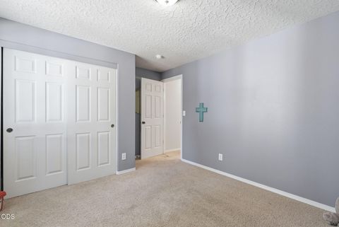 Tiny photo for 19184 Baker Road, Bend, OR 97702 (MLS # 220224153)