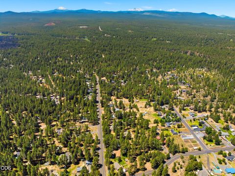 Tiny photo for 19184 Baker Road, Bend, OR 97702 (MLS # 220224153)