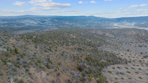 Tiny photo for 33800 SE Tackman Road, Prineville, OR 97754 (MLS # 220212415)