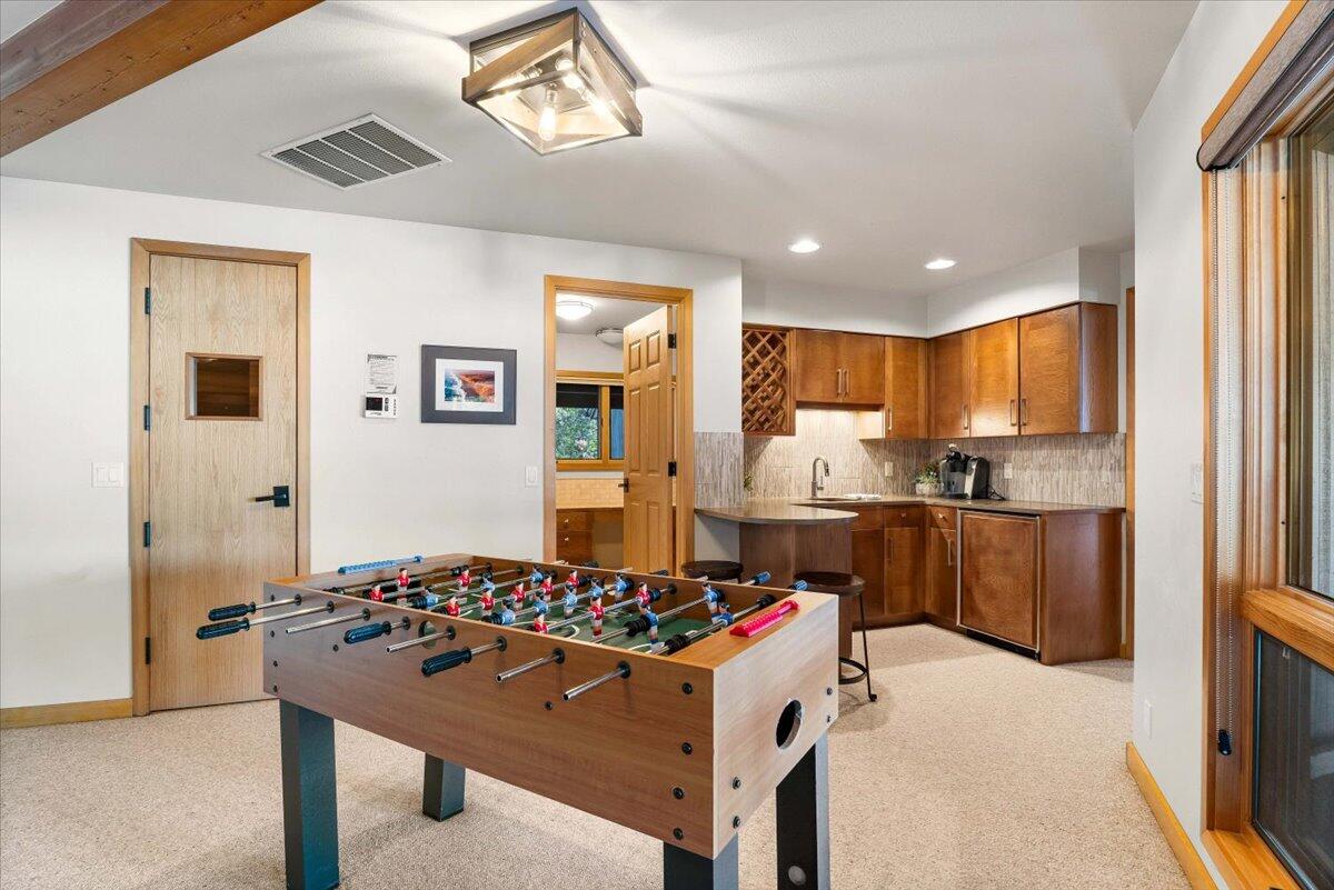 Fairway Crest Village - Residential