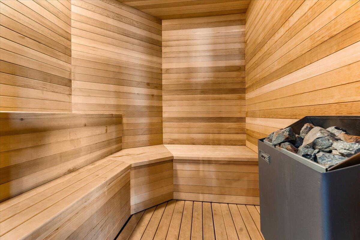 Fairway Crest Village - Residential