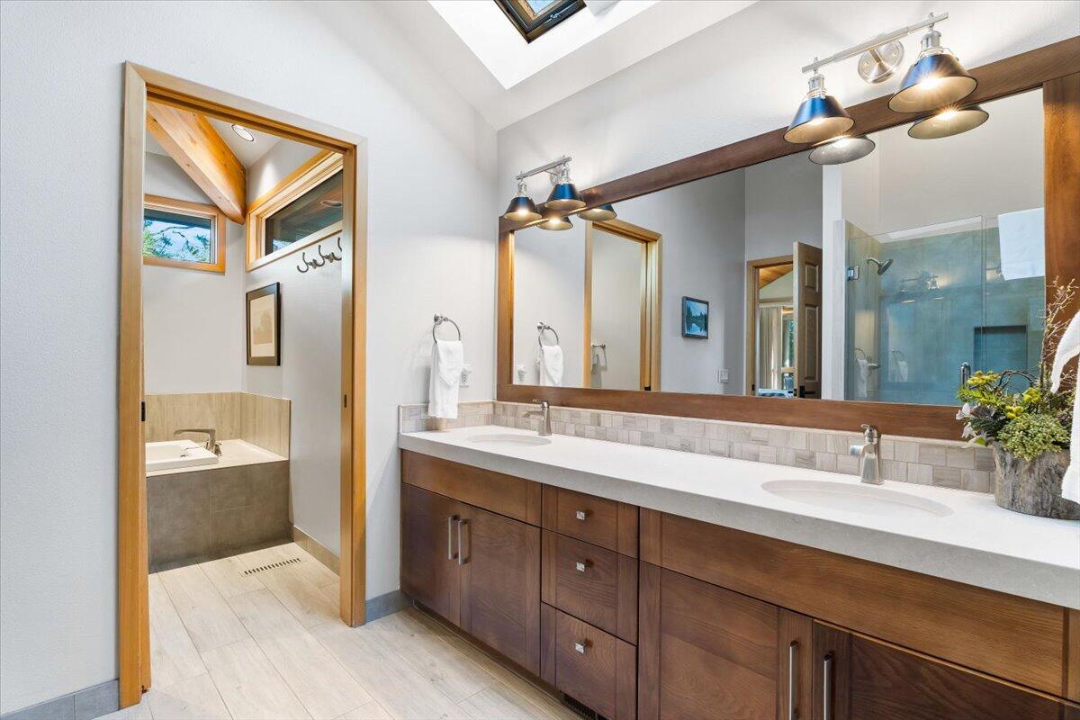 Fairway Crest Village - Residential