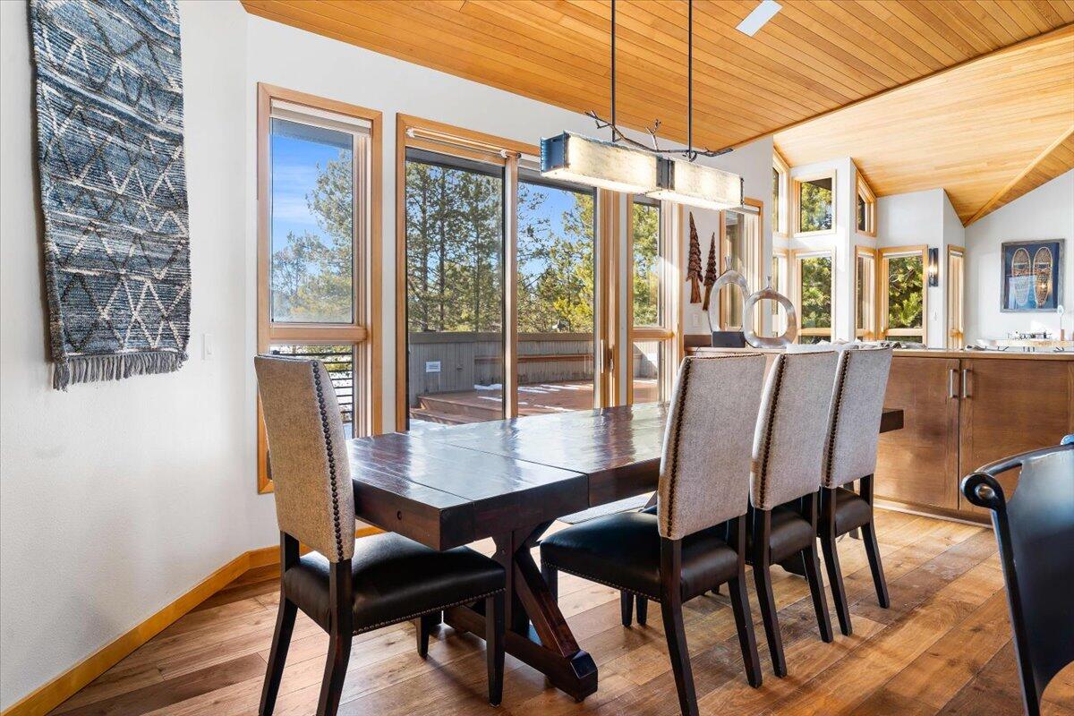 Fairway Crest Village - Residential