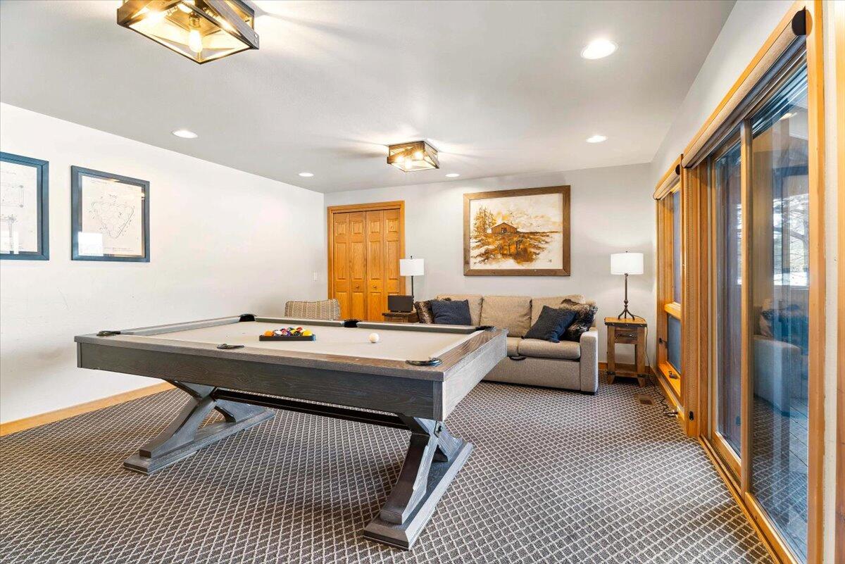 Fairway Crest Village - Residential