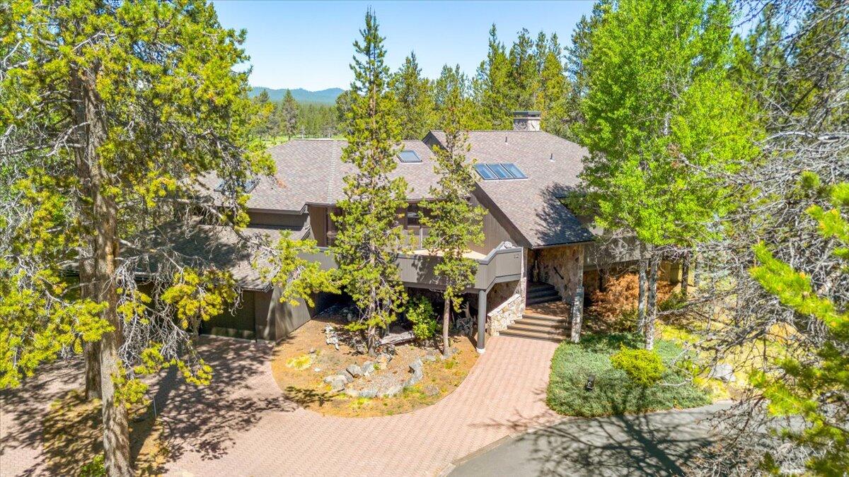 Fairway Crest Village - Residential