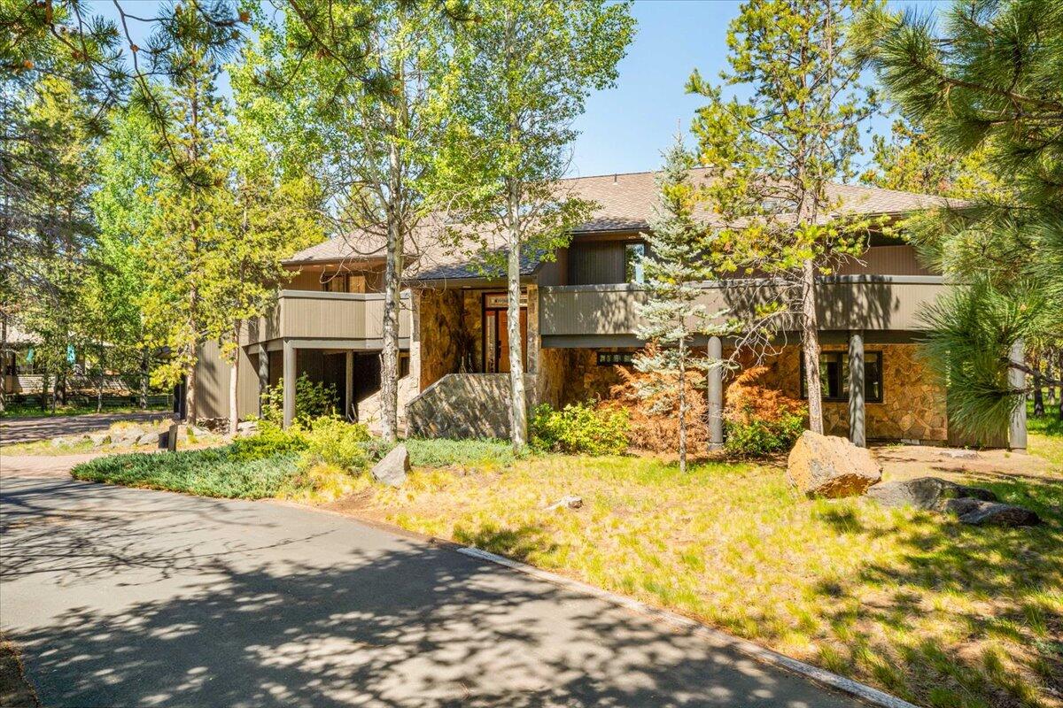 Fairway Crest Village - Residential