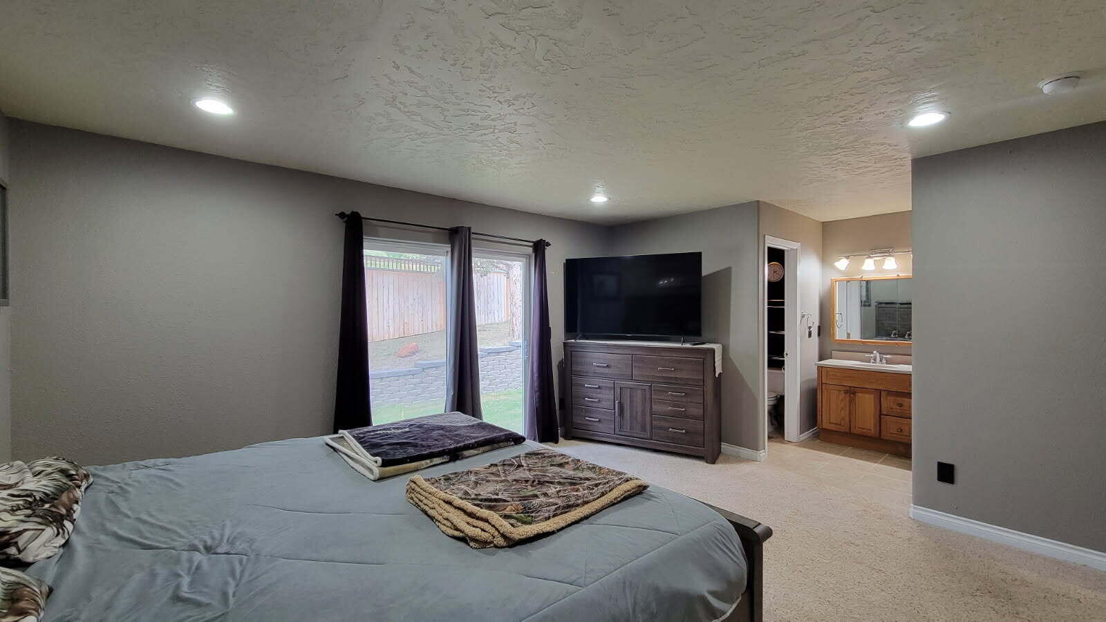 Golden Horseshoe - Residential