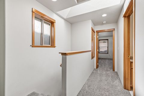 Tiny photo for 5 Logan Way, Talent, OR 97540 (MLS # 220217400)