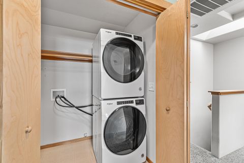 Tiny photo for 5 Logan Way, Talent, OR 97540 (MLS # 220217400)