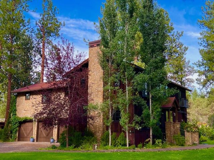 Discover tranquility on 4 acres with over 400 feet of frontage along Whychus Creek. The chef's kitchen boasts an AGA stove, dark walnut island, and polished bluestone countertops. Elegant details like 9-foot ceilings with reclaimed beams and gold travertine from Jerusalem enhance the warmth from the kitchen to the Great Room, featuring a wood-burning fireplace. This home offers efficient hydronic radiant floors and superior insulation for year-round comfort. Bedrooms feature 100-year-old reclaimed wood flooring, with the primary bedroom offering a vaulted ceiling and French doors to an outdoor oasis, complete with marble bathroom accents and a clawfoot tub. Guest rooms include French doors with custom Juliet balconies. Enjoy the serene creekside ambiance, with a wood-fired sauna nearby and access to a natural cold plunge swimming pool. Property boarders 129 acres of the Willow Springs Preserve managed by Deschutes Land Trust. Enjoy salmon, steelhead, otters, deer, elk and birds.