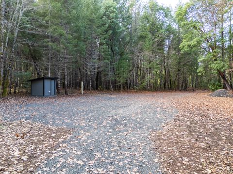 Tiny photo for 7001 Rockydale Road, Cave Junction, OR 97523 (MLS # 220212384)